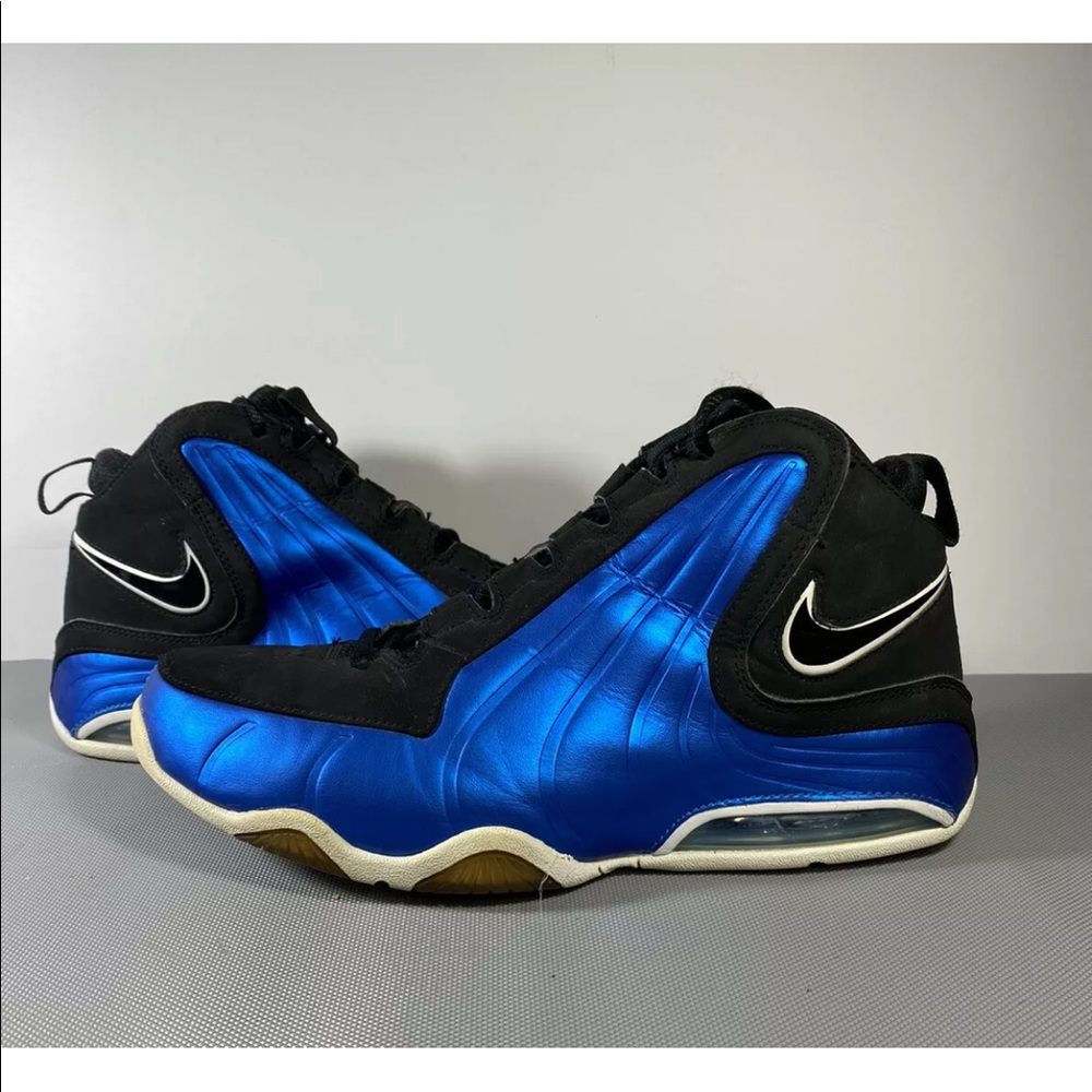 Nike Air Max Wavy Mens sneaker Style# 407703 005 Men’s size 7